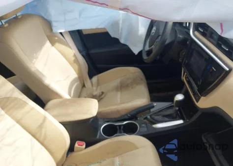 2017 Toyota Corolla Le from USA, damaged, VIN 2T1BURHE8HC863406